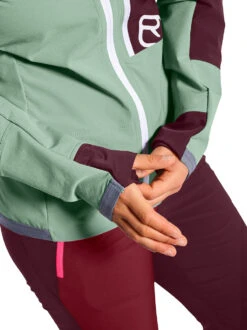 ORTOVOX Berrino Jacket W Rot -Leki || Ortovox || Atomic Verkäufe ortovox berrino jacket women 60272 detail 012028129