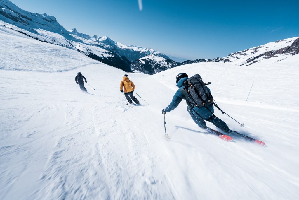 Leki || Ortovox || Atomic Verkäufe -Leki || Ortovox || Atomic Verkäufe Flaine Journee ski amis 33┬®GMDS 2022 MathisDecroux 3 1024x683 1